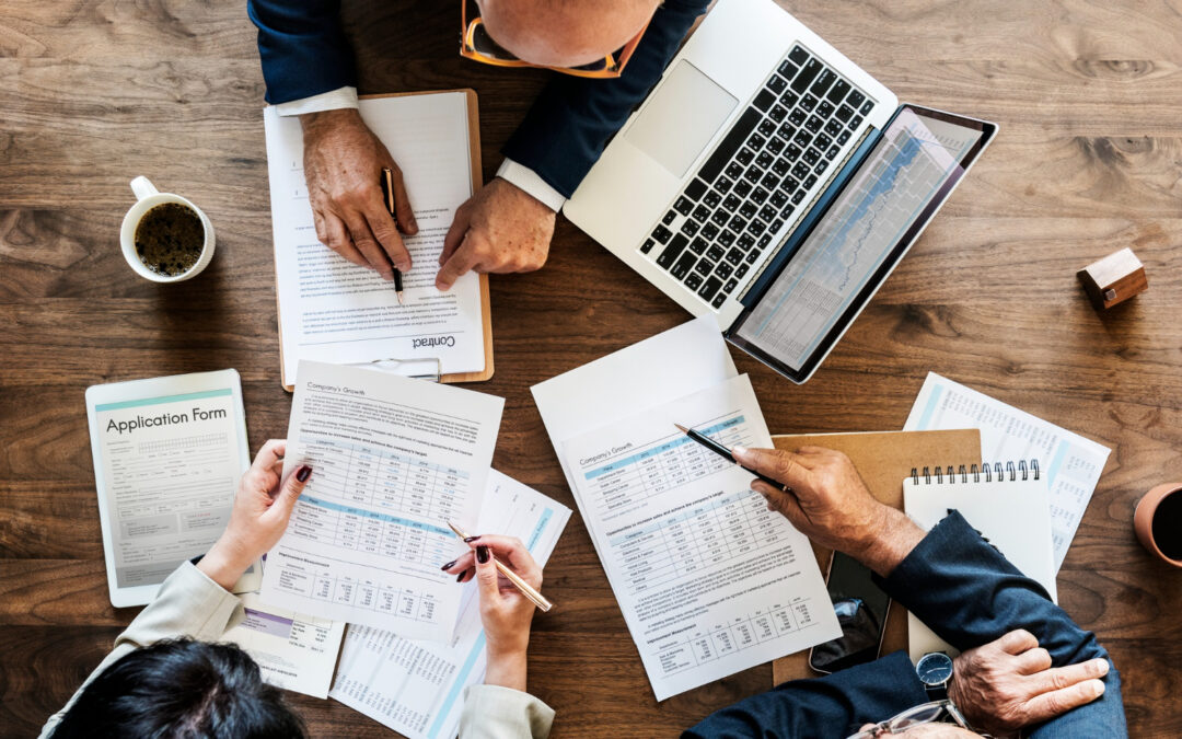 When is the right time for startups to raise funds ?